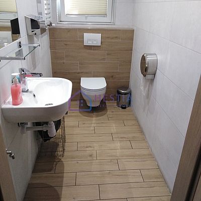 LOKAL na WYNAJEM